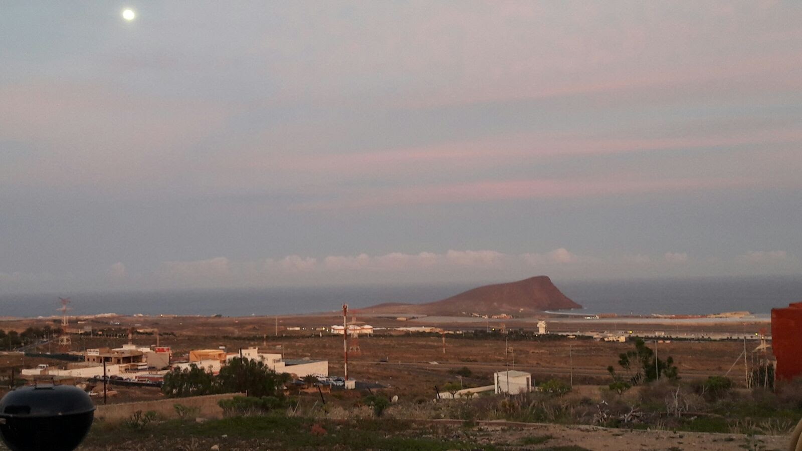 Aussicht auf den Roten Berg
"Vista Montaña Roja"